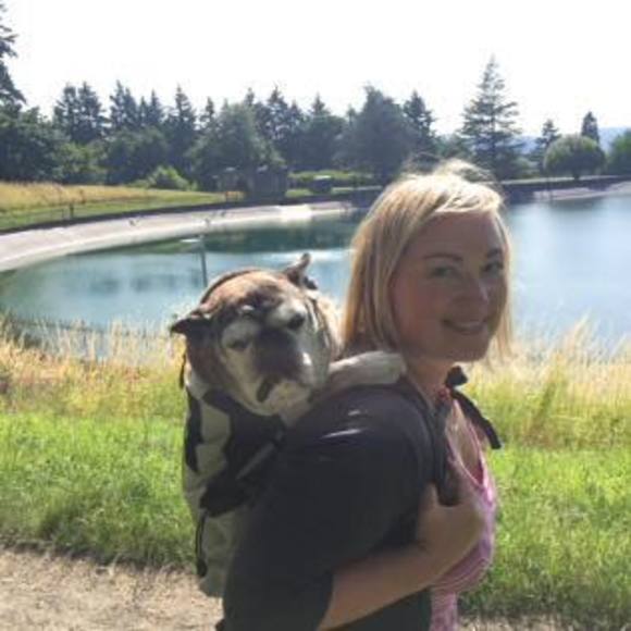 Meet your Posher, Macie - Picture 1 of 1